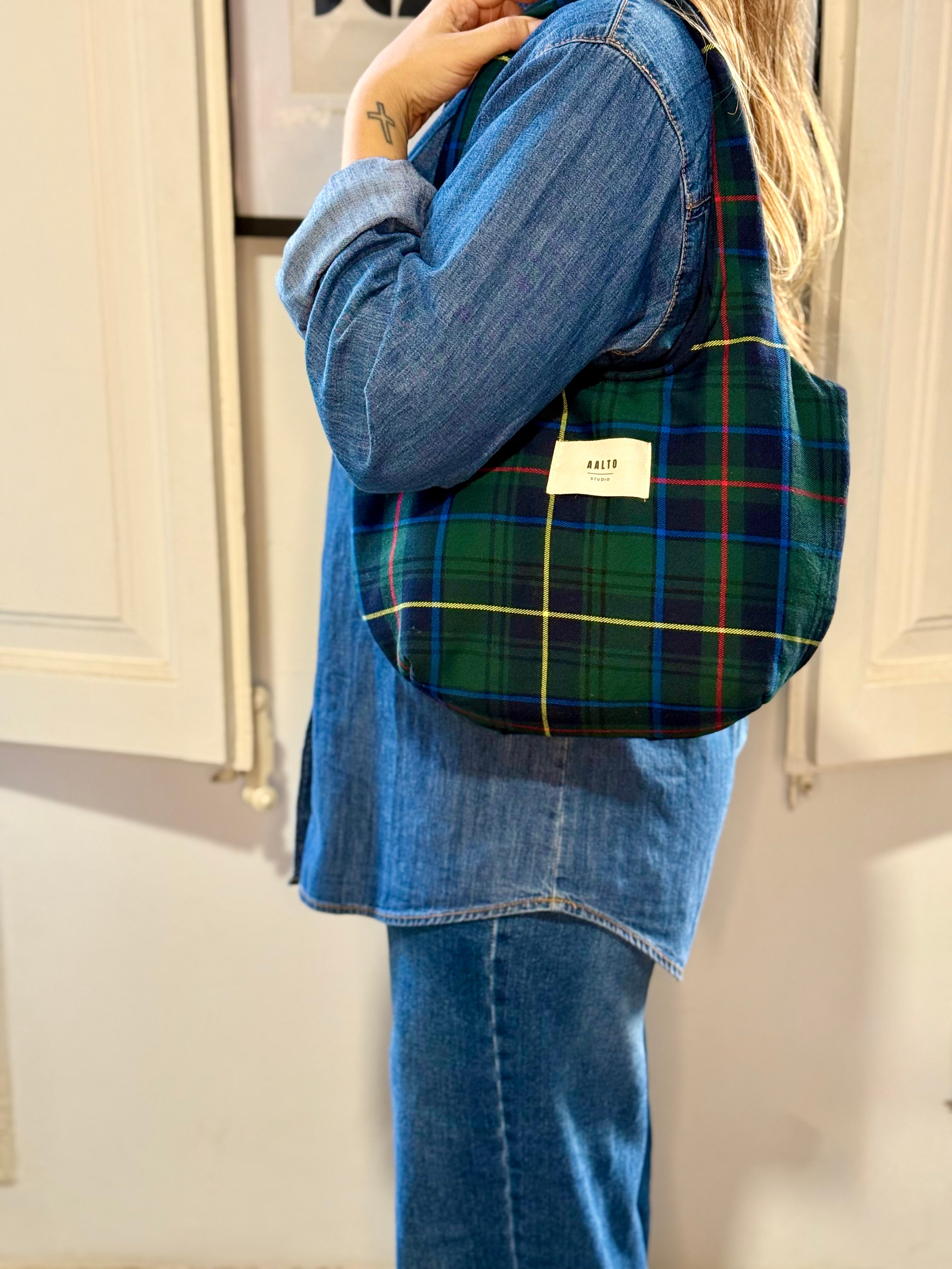 Leonor bag - blue Scottish tartan